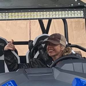 Meet your Posher, Becky